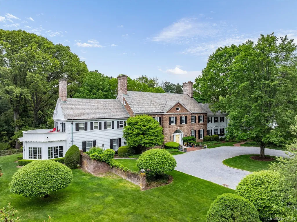 52 Piping Rock Road Locust Valley NY 11560