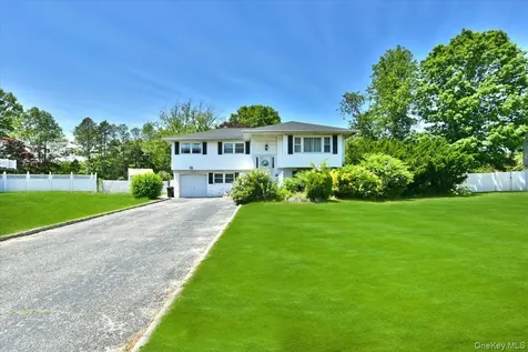 44 Peppermint Road Commack NY 11725