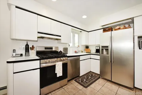 44 Peppermint Road Commack NY 11725
