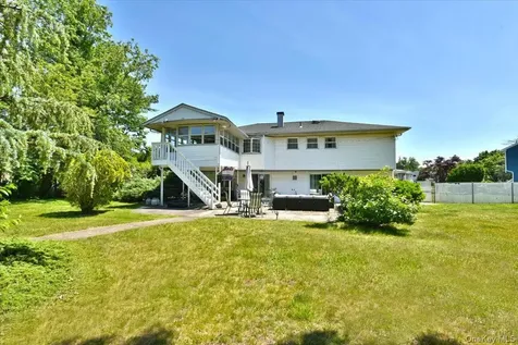 44 Peppermint Road Commack NY 11725