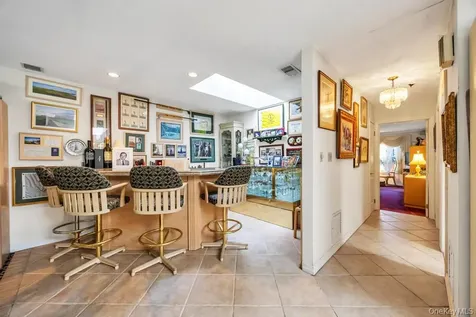 202 Captains Way Bay Shore NY 11706