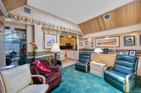 202 Captains Way Bay Shore NY 11706