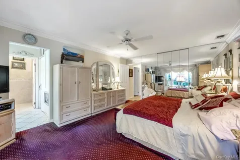 202 Captains Way Bay Shore NY 11706