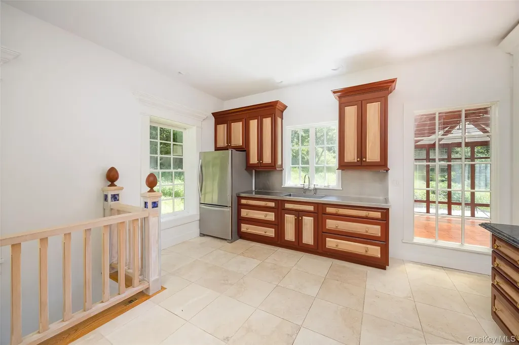 46 Hoxie Road Millbrook NY 12545
