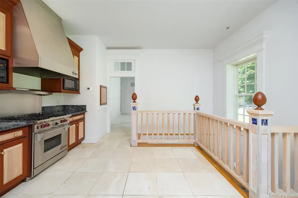46 Hoxie Road Millbrook NY 12545