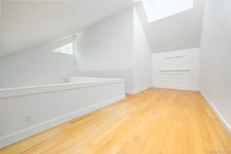 46 Hoxie Road Millbrook NY 12545