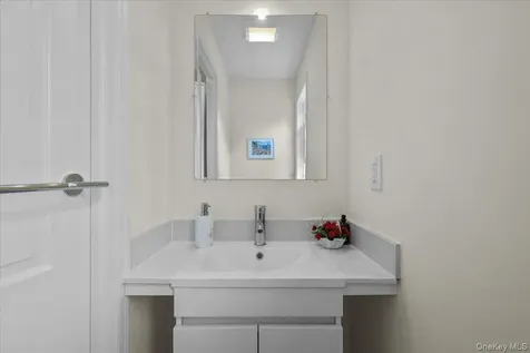 6 Deerfield Avenue Eastchester NY 10709