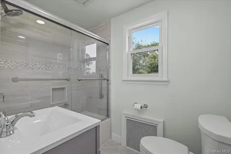 6 Deerfield Avenue Eastchester NY 10709