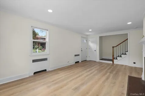 6 Deerfield Avenue Eastchester NY 10709