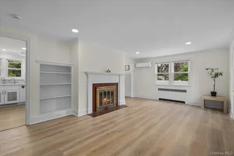 6 Deerfield Avenue Eastchester NY 10709