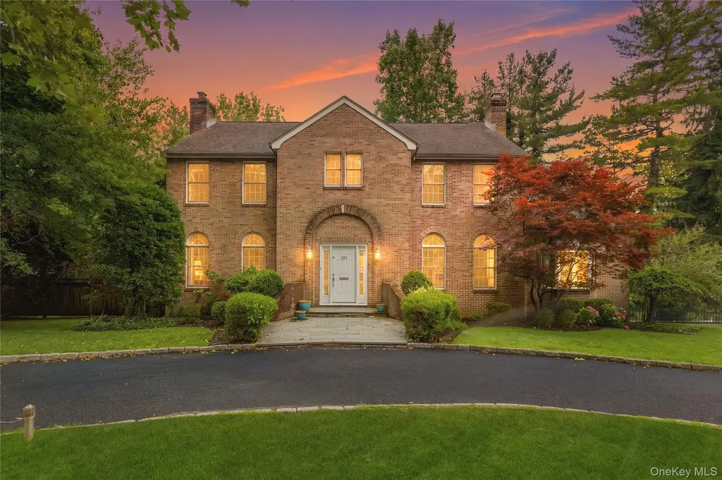 191 Beechmont Drive New Rochelle NY 10804