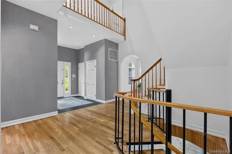 191 Beechmont Drive New Rochelle NY 10804