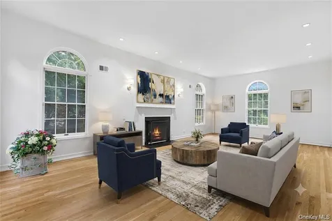 191 Beechmont Drive New Rochelle NY 10804