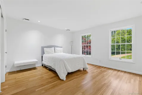 191 Beechmont Drive New Rochelle NY 10804