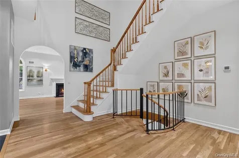 191 Beechmont Drive New Rochelle NY 10804