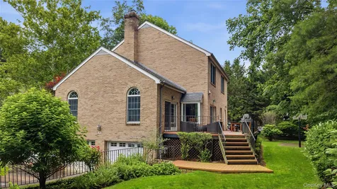 191 Beechmont Drive New Rochelle NY 10804