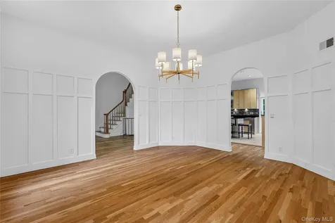 191 Beechmont Drive New Rochelle NY 10804