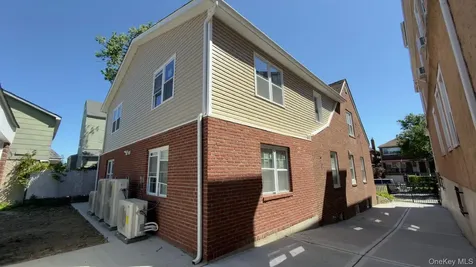 4077 Seton Avenue Bronx NY 10466