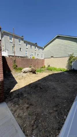 4077 Seton Avenue Bronx NY 10466