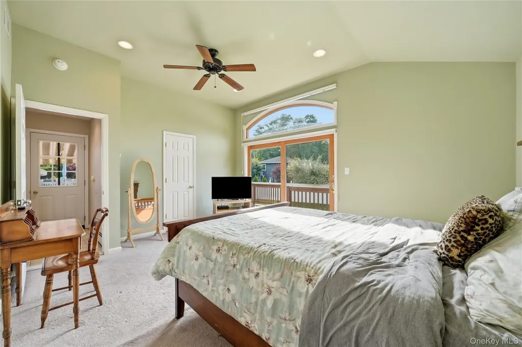 1853 Decatur Avenue North Bellmore NY 11710