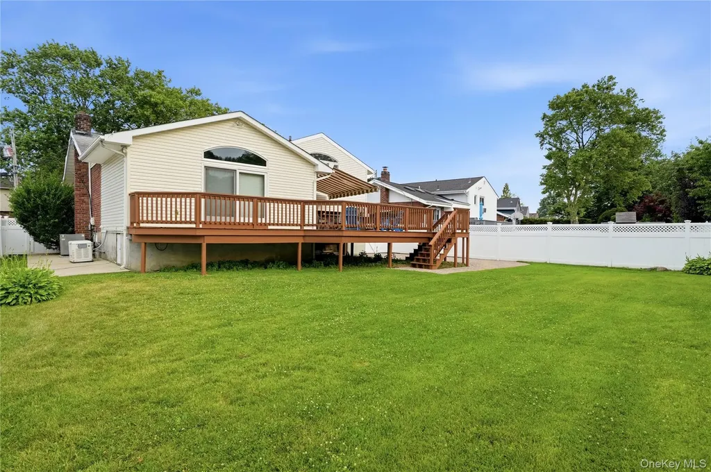 1853 Decatur Avenue North Bellmore NY 11710