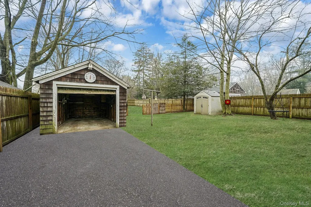 14 Tuttle Avenue Eastport NY 11941