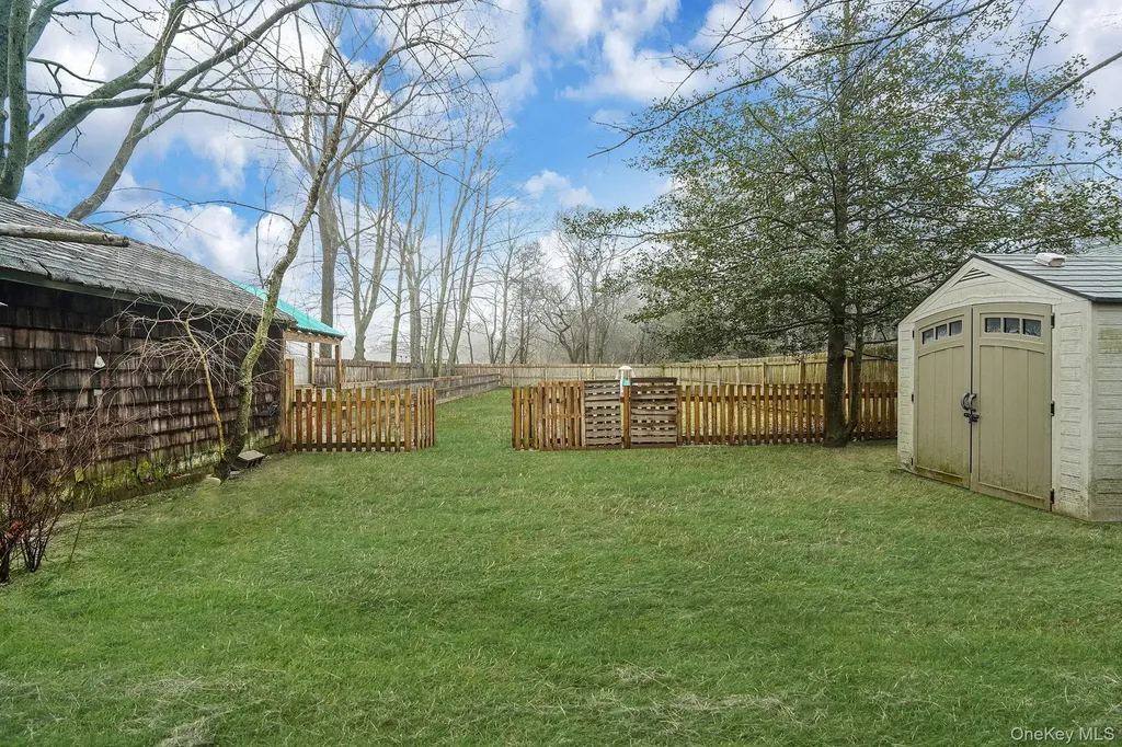 14 Tuttle Avenue Eastport NY 11941