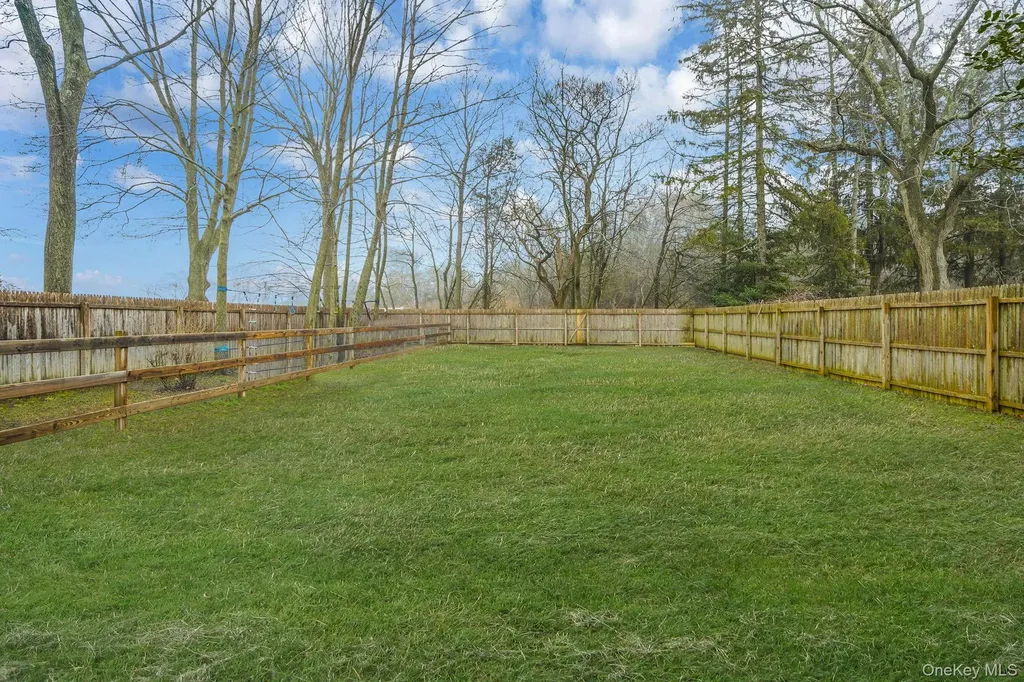 14 Tuttle Avenue Eastport NY 11941