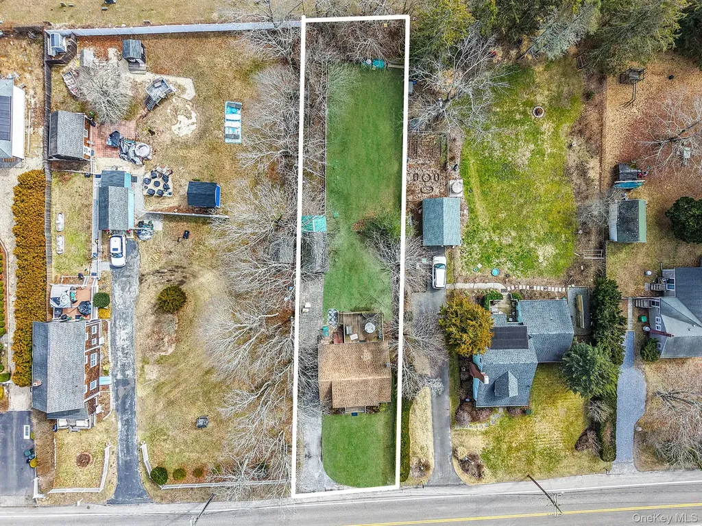 14 Tuttle Avenue Eastport NY 11941