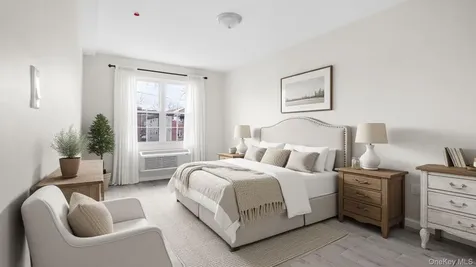506 Van Nest Bronx NY 10460