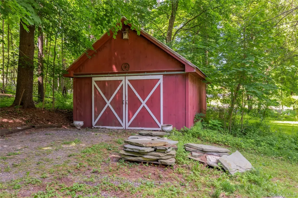 2955 State Route 23 Hillsdale NY 12529