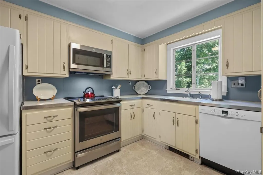 51 Laurel Drive Mount Kisco NY 10549