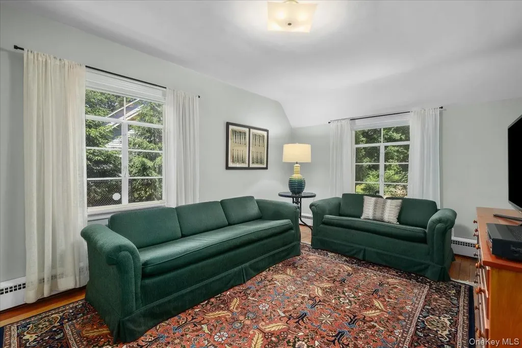 51 Laurel Drive Mount Kisco NY 10549