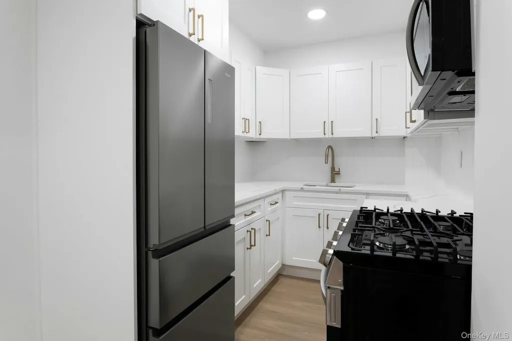 1296 Midland Avenue Yonkers NY 10704