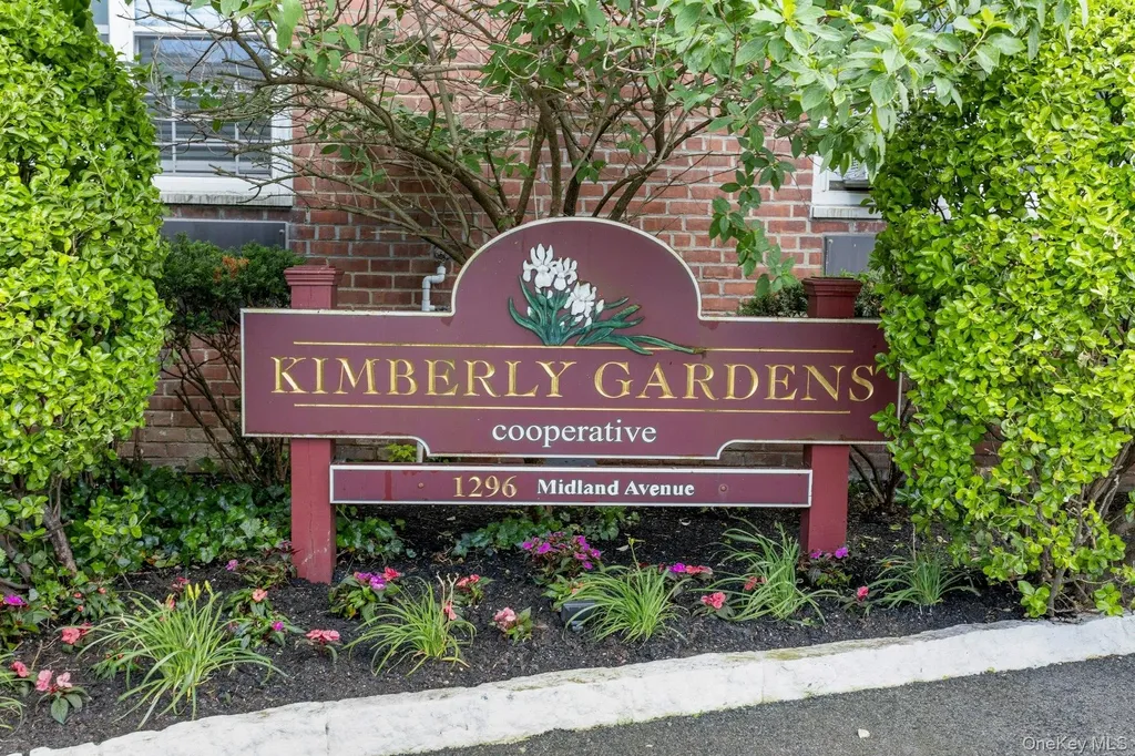 1296 Midland Avenue Yonkers NY 10704