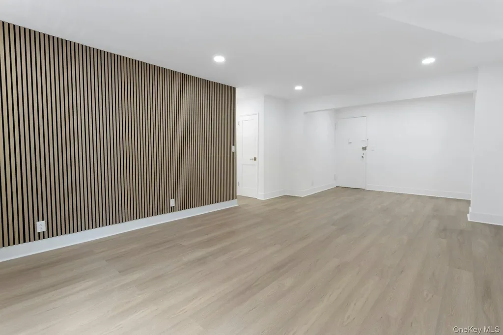 1296 Midland Avenue Yonkers NY 10704
