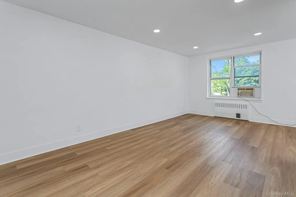 1300 Midland Avenue Yonkers NY 10704