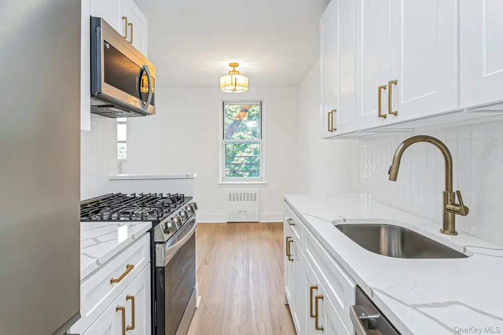 1300 Midland Avenue Yonkers NY 10704