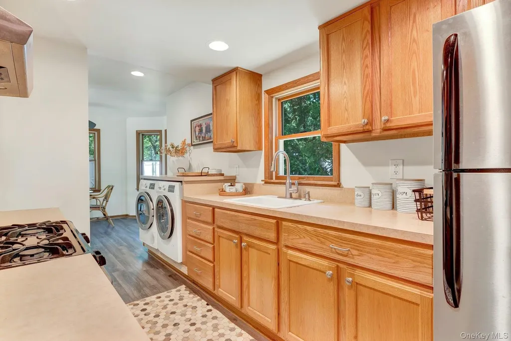 420 Sigsbee Road Mattituck NY 11952