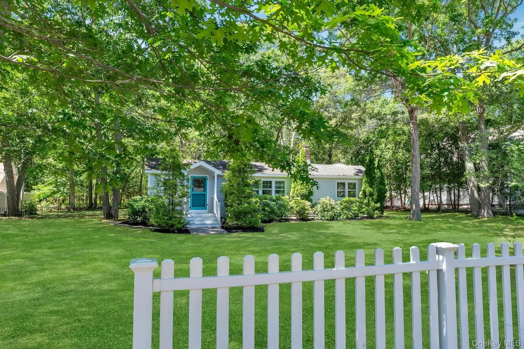 420 Sigsbee Road Mattituck NY 11952