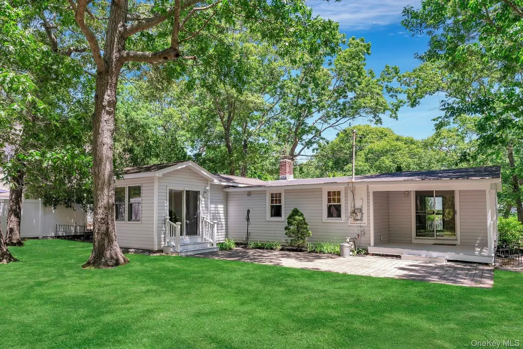 420 Sigsbee Road Mattituck NY 11952