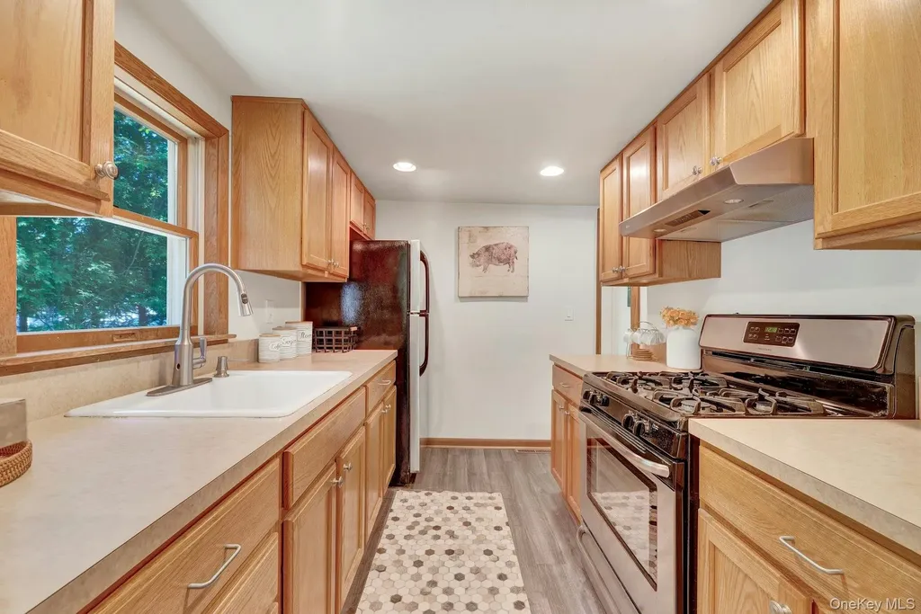 420 Sigsbee Road Mattituck NY 11952