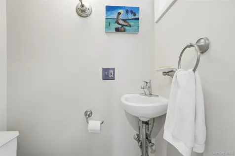 11 Upper Lakeshore Drive Katonah NY 10536