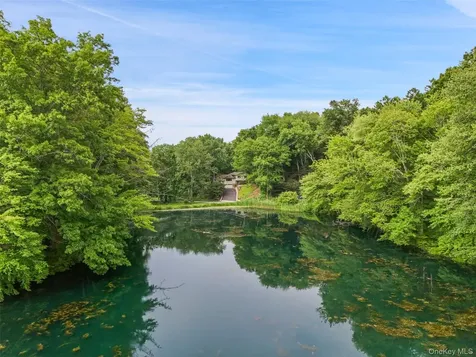11 Upper Lakeshore Drive Katonah NY 10536