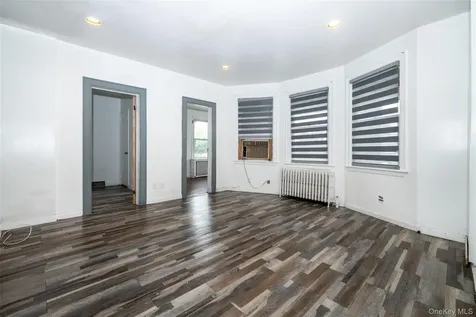 68 Leland Avenue New Rochelle NY 10805