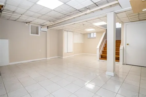 68 Leland Avenue New Rochelle NY 10805