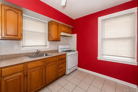 68 Leland Avenue New Rochelle NY 10805