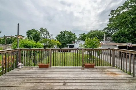 68 Leland Avenue New Rochelle NY 10805