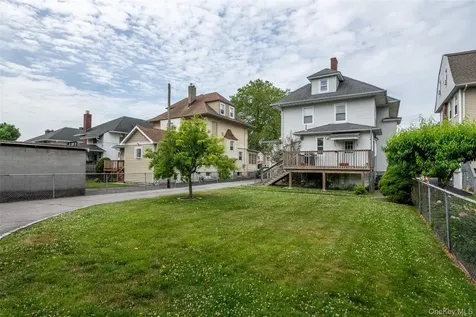 68 Leland Avenue New Rochelle NY 10805
