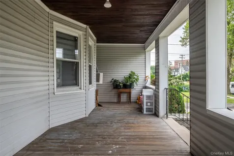 68 Leland Avenue New Rochelle NY 10805